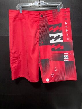 🍄Billabong Y2K Red Black Board Shorts